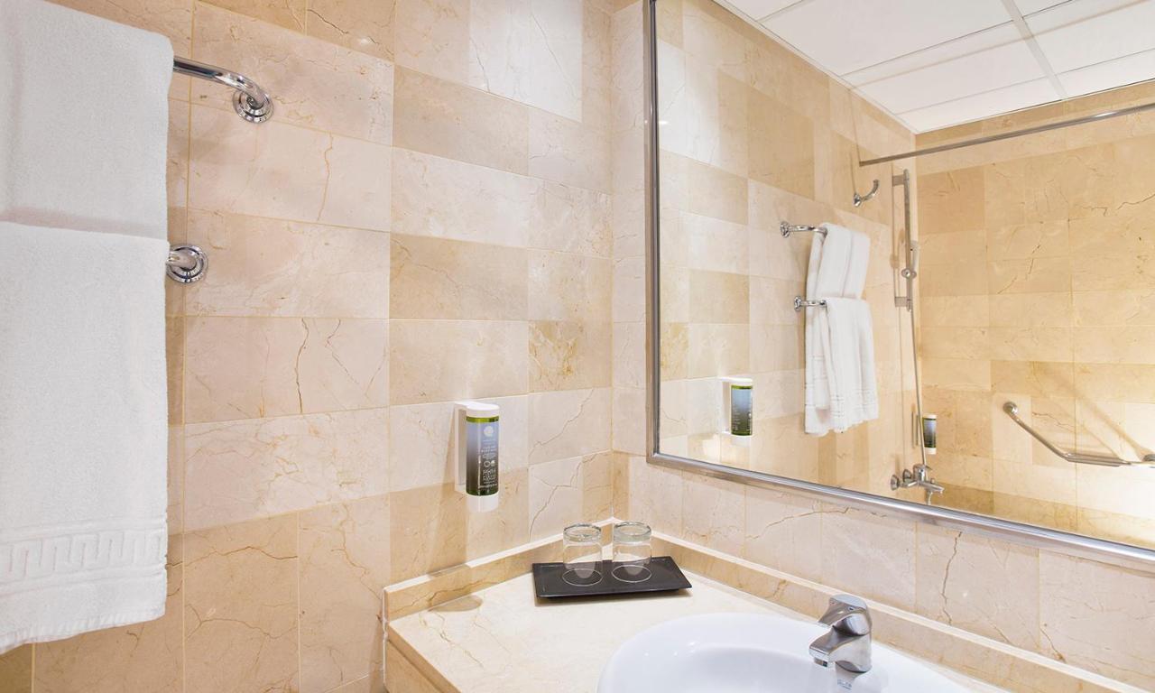 2 Bedroom Penthouse Sea View Within Sunset Club Appartement Benalmádena